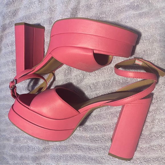 Size 10 Pink Wild Fable Platform Block Heels - Picture 1 of 8